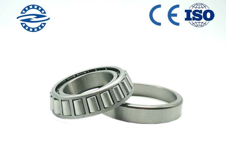نقره ای رنگ 30204 غلتک مخروطی برای ماشین و ماشین آلات کشاورزی 20 * 47 * 14 میلی متر